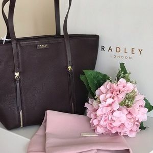 Large tote